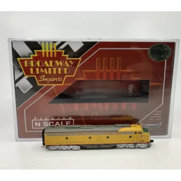 Broadway Limited 3250 N Milwaukee Road EMD E9A Paragon2 #37A - Your Source for Gaming Essentials