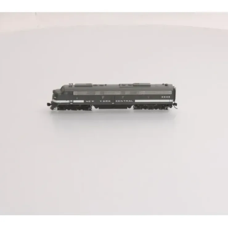 Broadway Limited 3064 N New York Central EMD E8A Paragon2 #4046 - Your Source for Gaming Essentials