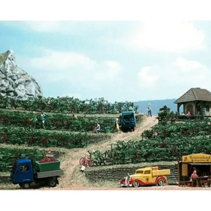Busch 1200 HO Grape Vine Field Kit - Your Source for Gaming Essentials