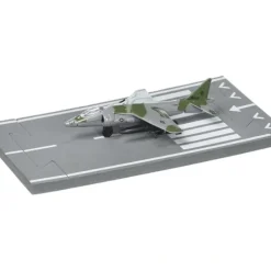 Toys>Daron Runway24 Diecast Metal Toy with Runway Section - AV8b Green Camoflage - Your Source for Gaming Essentials