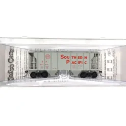 Kadee 8028 HO Southern Pacific PS-2 2-Bay Covered Hopper #401191 - Your Source for Gaming Essentials