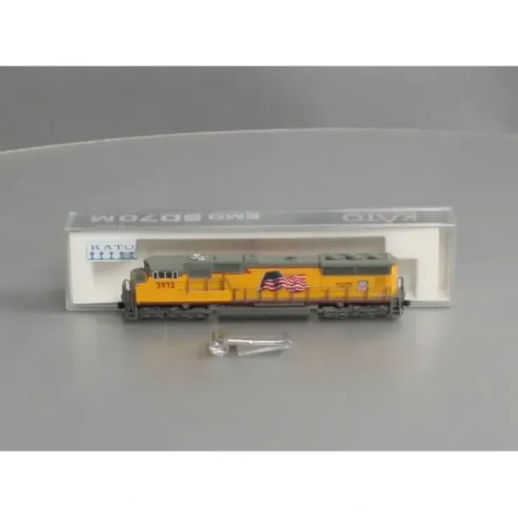 Kato 176-7504 N Scale Union Pacific SD70M Diesel Locomotive #3972 LN/Box - Your Source for Gaming Essentials