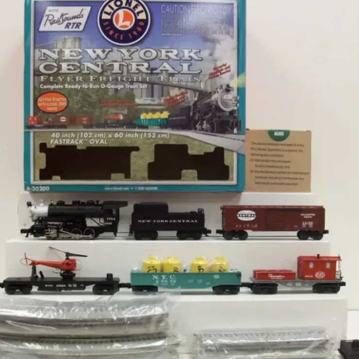 Lionel 6-30200 New York Central Flyer O Gauge Steam Freight Train Set - Your Source for Gaming Essentials