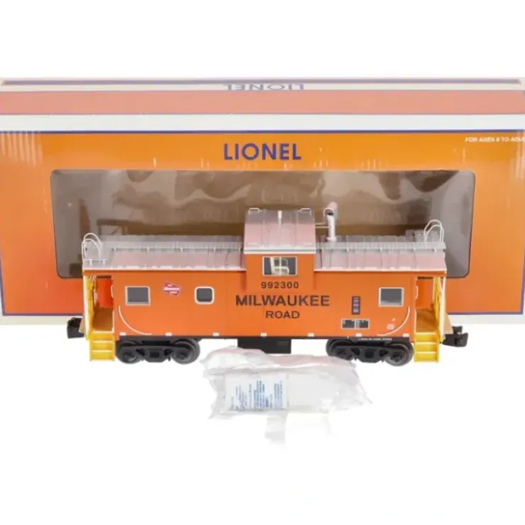 Lionel 6-27601 O Milwaukee Road Lighted Caboose - Your Source for Gaming Essentials