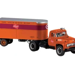 Lionel 6-81902 O Milwaukee Road Semi -Tractor w/Piggyback Trailer - Your Source for Gaming Essentials