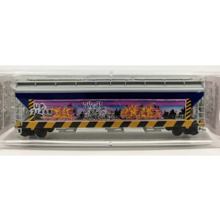 Micro-Trains NSC 01-15 N Union Pacific Graffiti 3-Bay Covered Hopper #21468 LN/Box - Your Source for Gaming Essentials* Trains