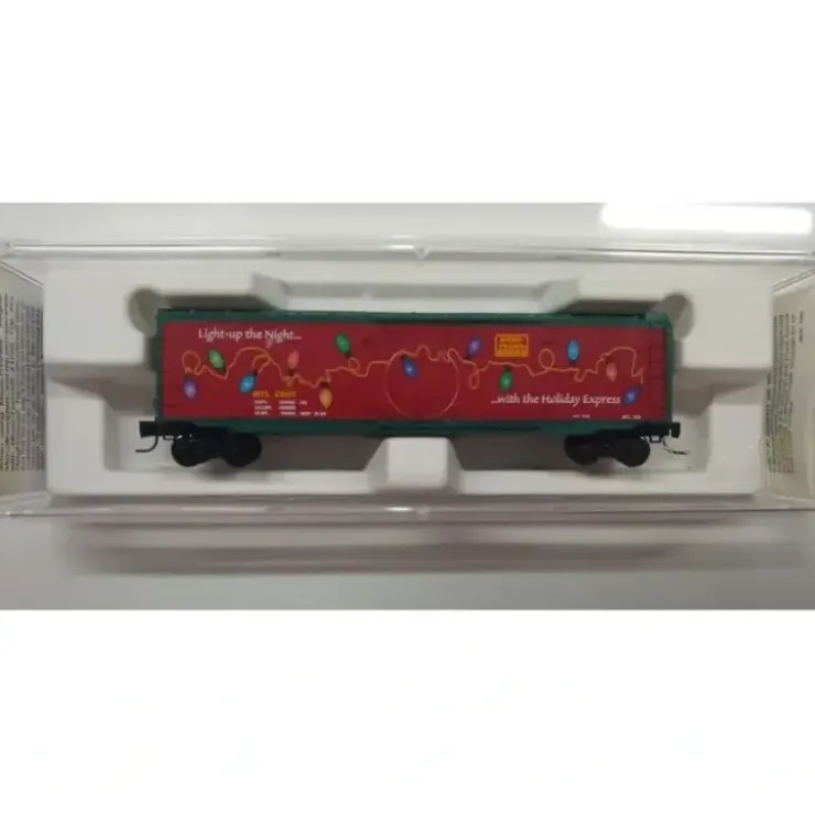 Micro-Trains 13621-2 Z Scale MTL Holiday 50' Standard Plug Door Boxcar #2000 NIB - Your Source for Gaming Essentials