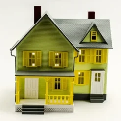 Model Power 6373 O Built-Up Lighted Dr. Andrews House Building with Figures - Your Source for Gaming Essentials* Trains