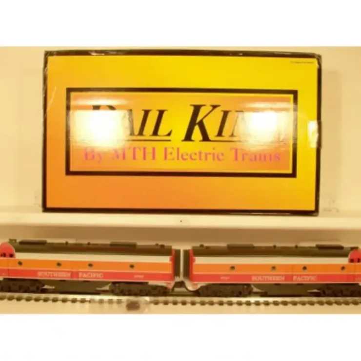 MTH 30-2679-1 Southern Pacific E-8 AA Diesel Engine Set w/PS2 #4048/4047 - Your Source for Gaming Essentials* Trains