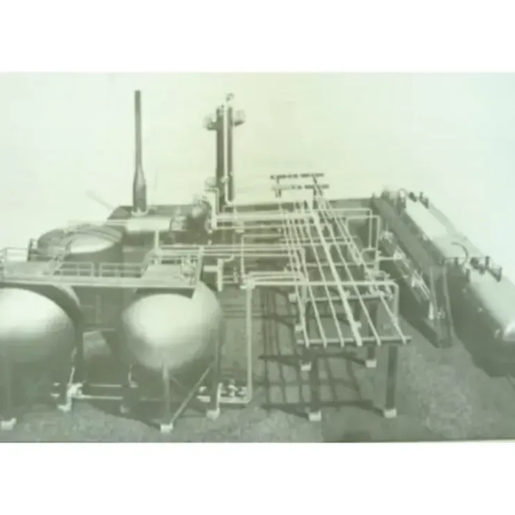 Plastruct K-8 HO Petrochemical Refinery Kit - Your Source for Gaming Essentials* Trains