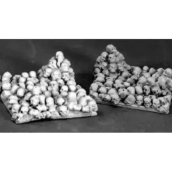 Tabletop Miniatures>Reaper Miniatures 40mm Square Skull Bases (2 Pieces) #74022 Unpainted Metal - Your Source for Gaming Essentials