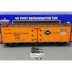 USA Trains 16506 SP/UP - Pacific Fruit Express 40' Reefer Car #2 - Metal Wheels - Your Source for Gaming Essentials* Trains