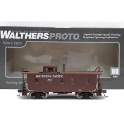Walthers 920-103105 HO Southern Pacific 30' Class C-30-1 Wood Caboose RTR #645 - Your Source for Gaming Essentials* Trains