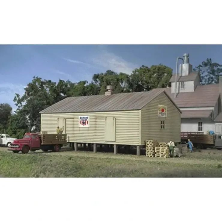 Walthers 933-3230 N Co-Op Storage Shed Building Kit - Your Source for Gaming Essentials* Trains